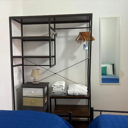 Santiago E Ian Apartament *