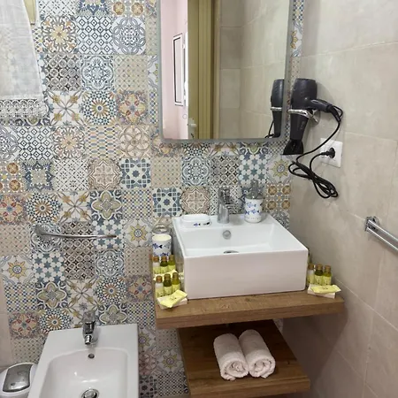 Santiago E Ian Apartament Maruggio